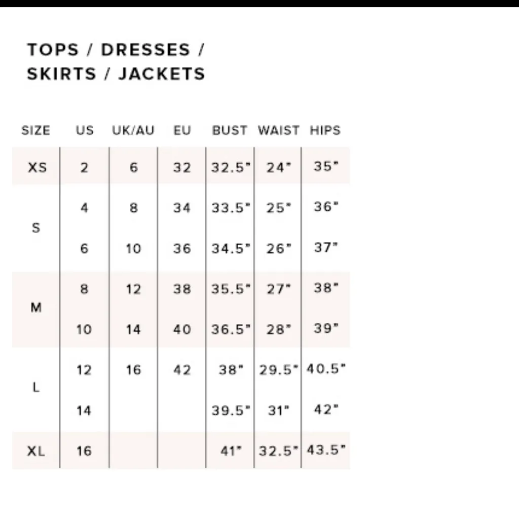 NWT!! Skies are Blue Printed Ruffle Detail Top in Black and Tan - Image 4