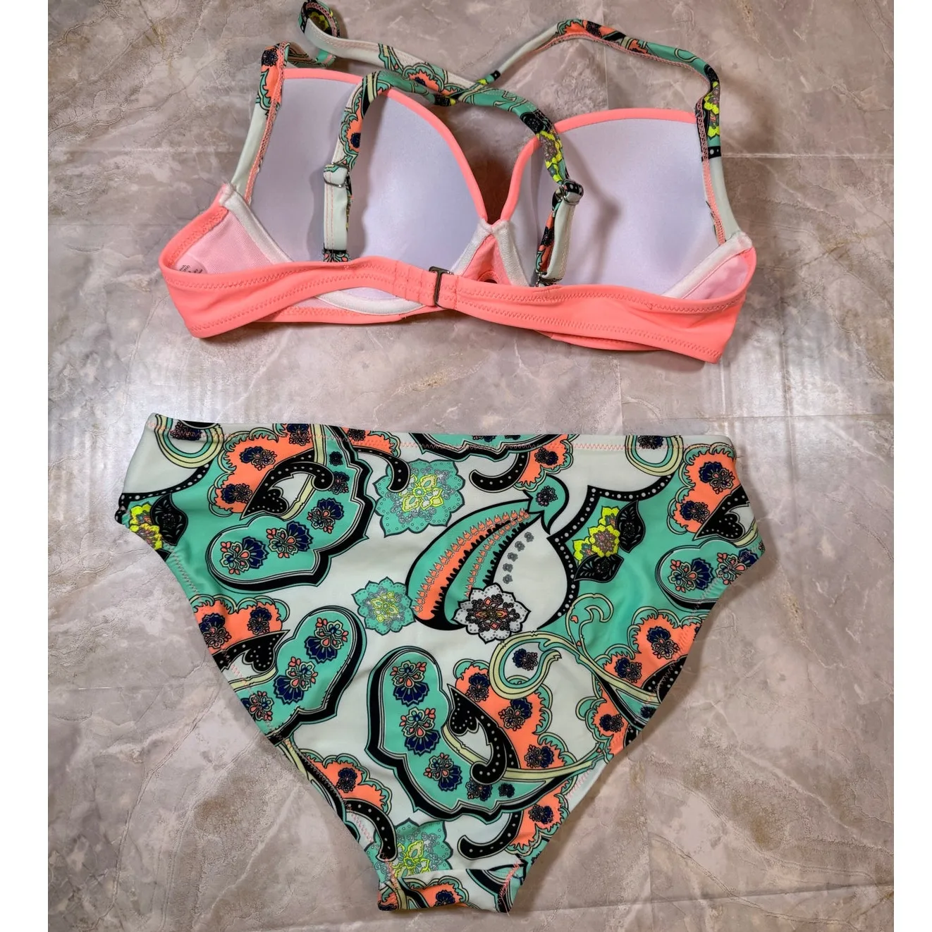 NWOT Bright Peach Paisley Bikini Set – Size Medium Padded Swimwear - Image 4