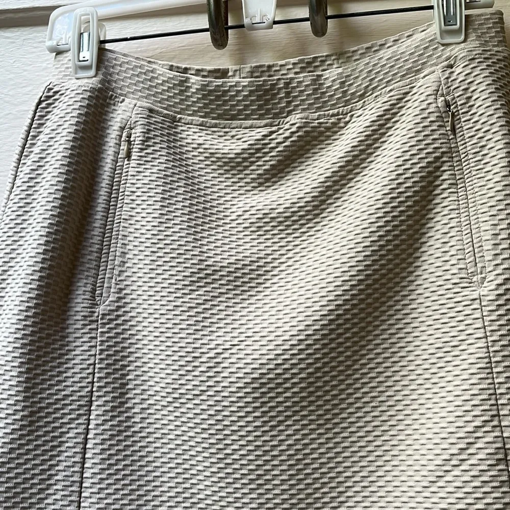 Tail tech stretchy double zip beige waffle golf sporty mini skirt Skort Small Tan - Image 2