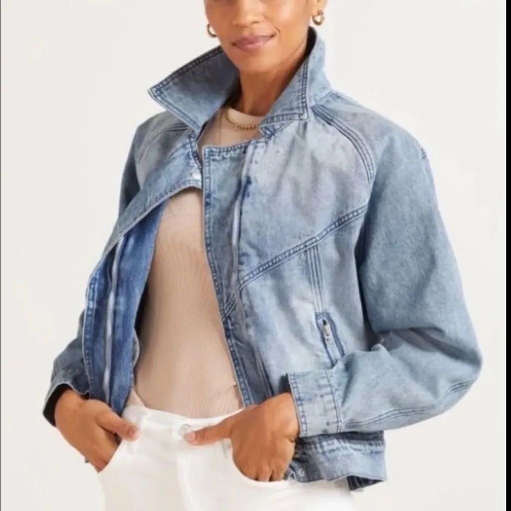 BLANKNYC Woman’s Wondering Why Denim Jacket Size small - Image 15
