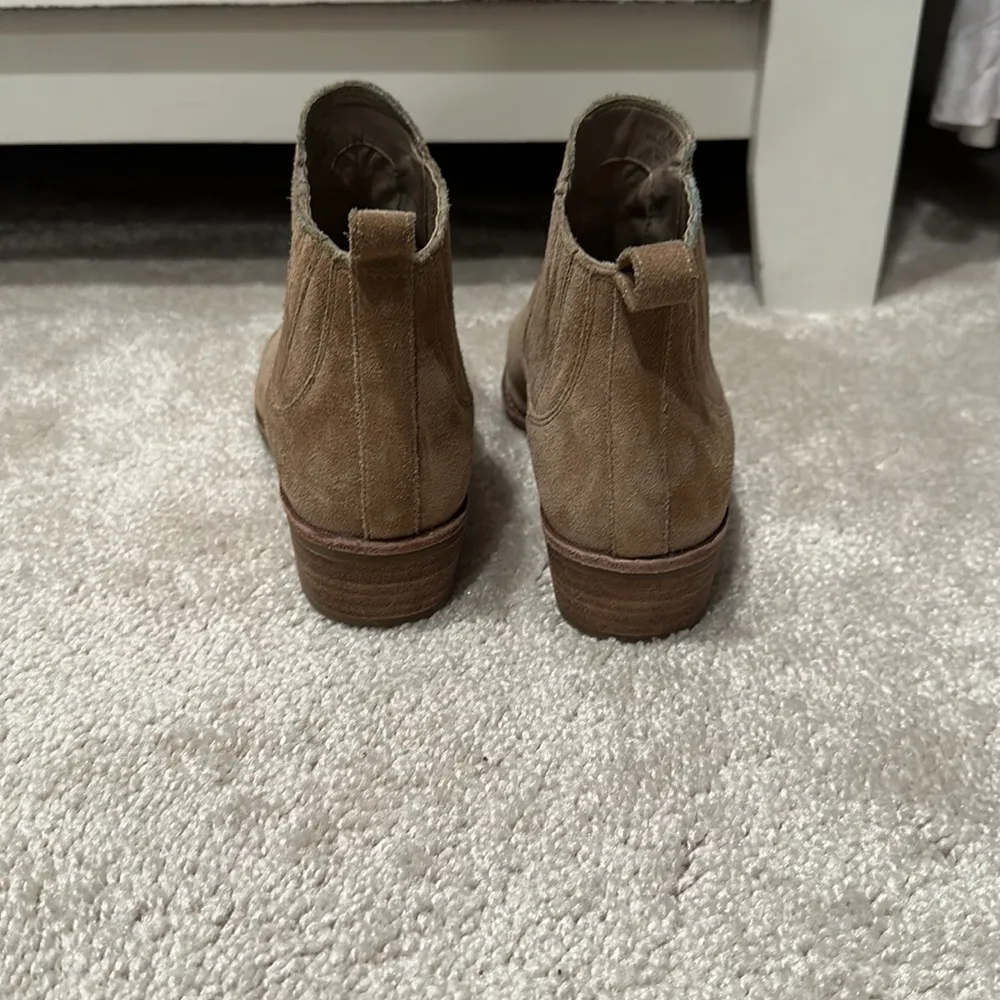 Gianni Bini booties - Image 3