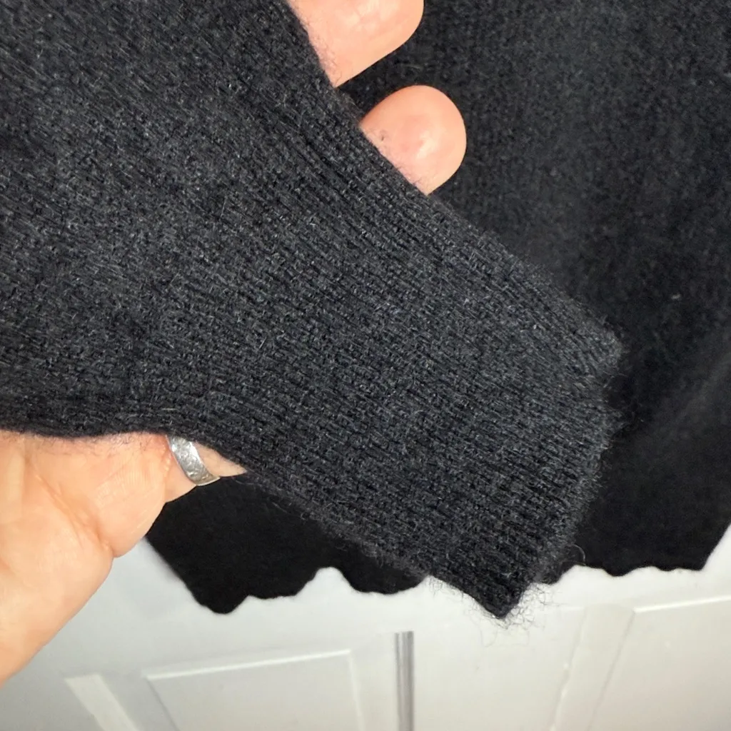 Oliver & James 100% Cashmere Black Cowl Neck Sweater W2065 Sz M Size M - Image 2