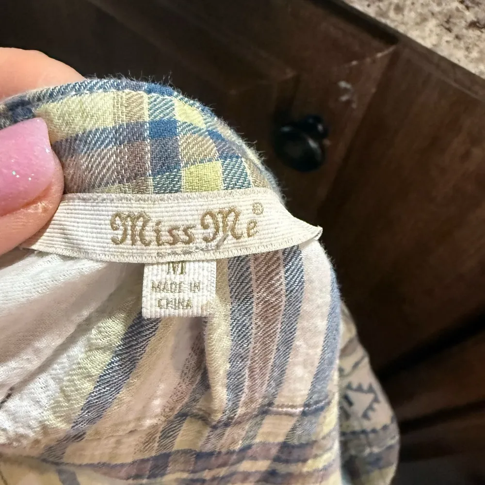 Miss Me White and Green Long Sleeve Button Down Top - Image 7