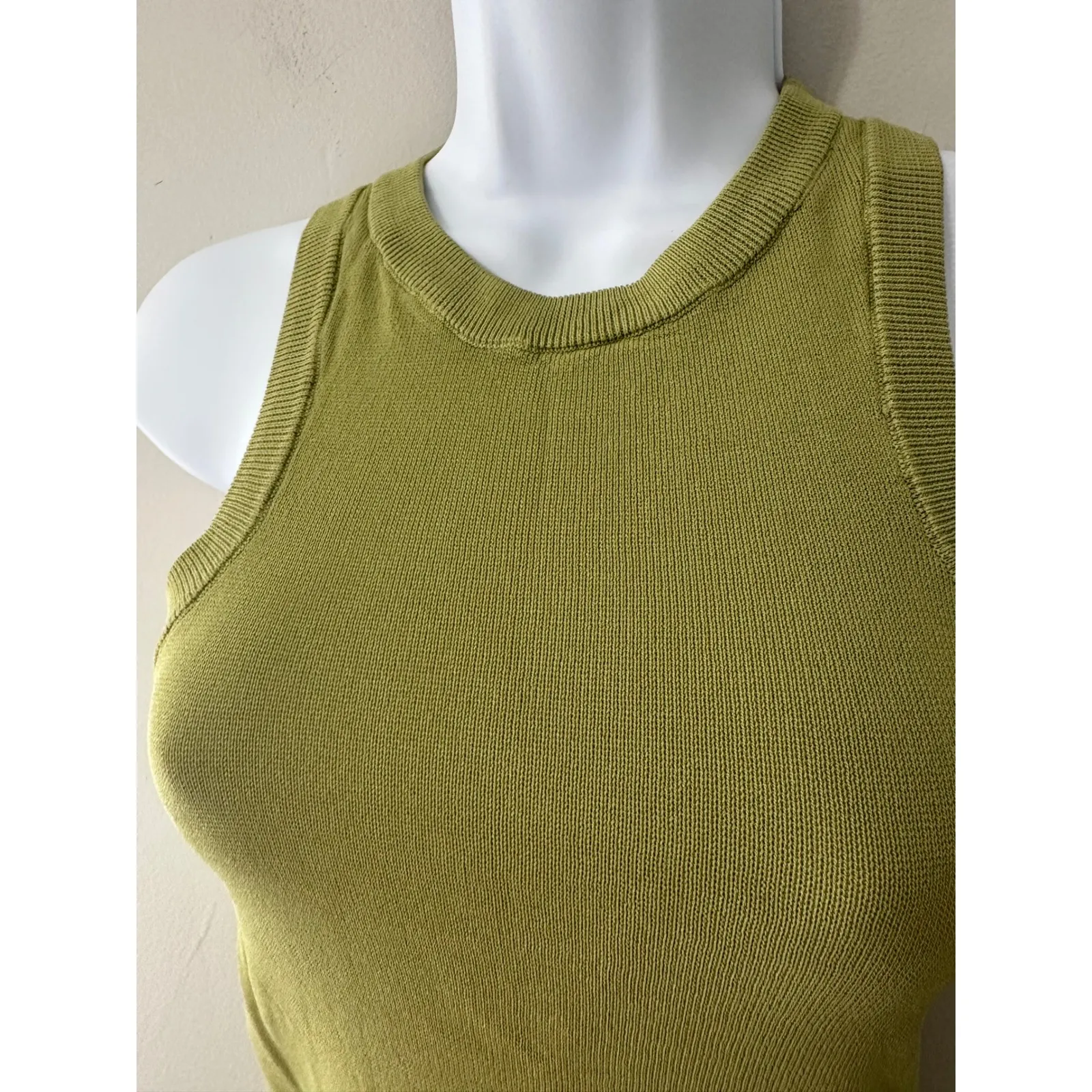 ZARA Ribbed Knit Racerback Tank Top Olive Green Women's Size M Slinky Material - Image 4
