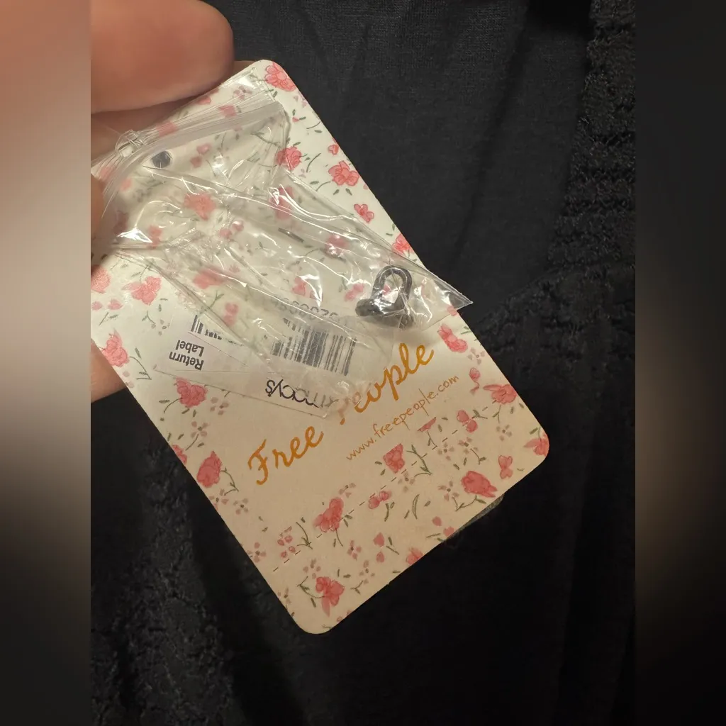 NWT FREE PEOPLE Textured Lace Poppy Mini Knit Dress in Black Size Medium - Image 7