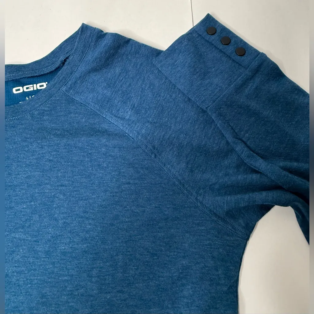 OGIO Long Sleeve Shirt Women’s Size‎ Large Blue Polyester Wool Blend Thin Soft - Image 5