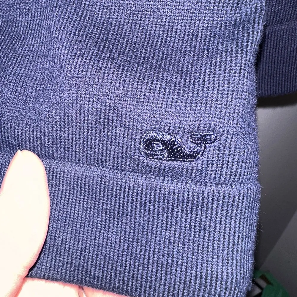 Vineyard Vines Navy  Cardigan with Large Buttons Longer‎ V Neck Size XS - Image 3