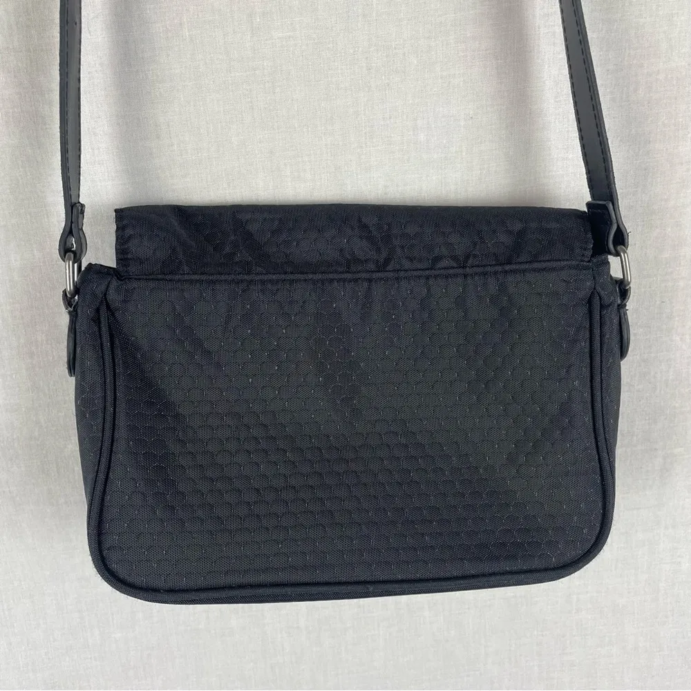 Baggallini Women's Flap Closure Nylon Adjustable Strap Crossbody Bag Black - Image 3