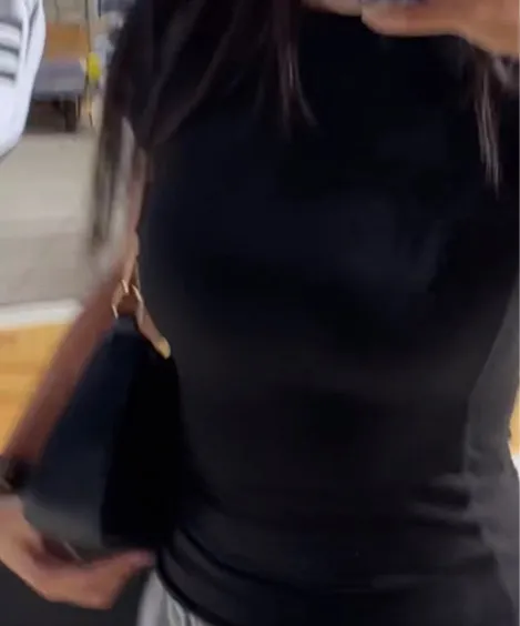 SKIMS Fits Everybody T-Shirt XS - Image 5