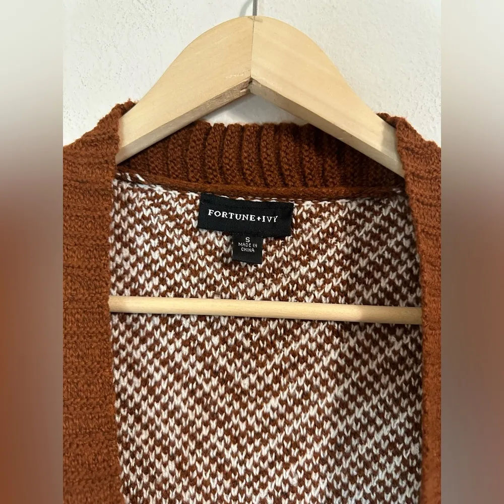 Stitch Fix Fortune & Ivy Brown and White Herringbone Open Cardigan size S NWOT - Image 3