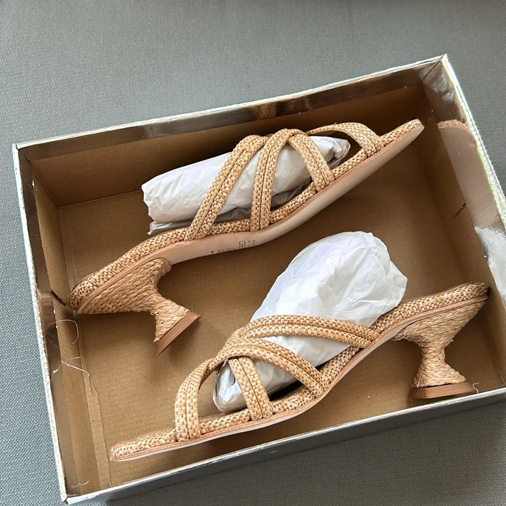 New André Assous Women's Tan Woven Crisscrossing Polina Slide Heel Sandal Sz 41 - Image 9