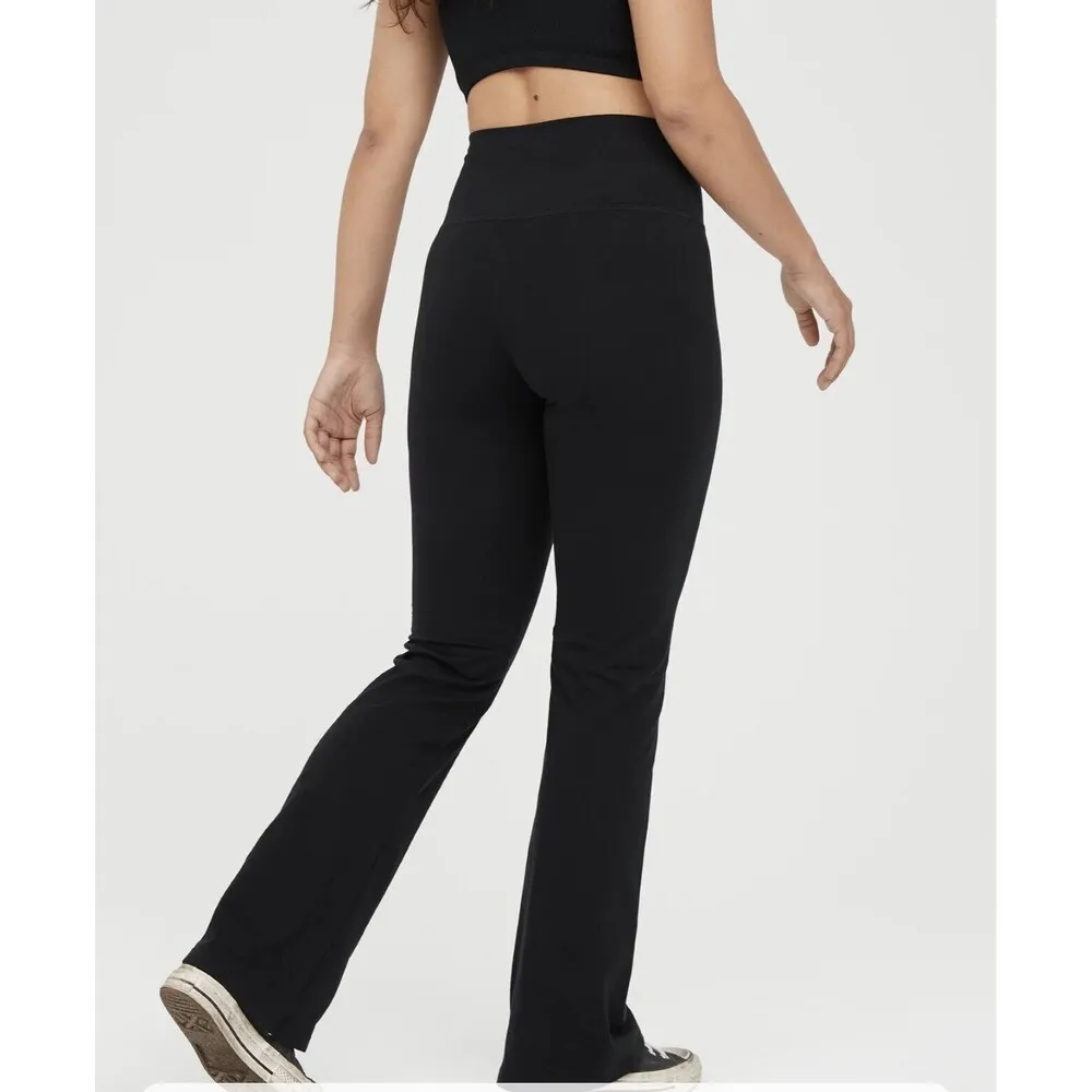 NWOT OFFLINE by AERIE OG Foldover High Waisted Super Flare Leggings Black Medium - Image 3