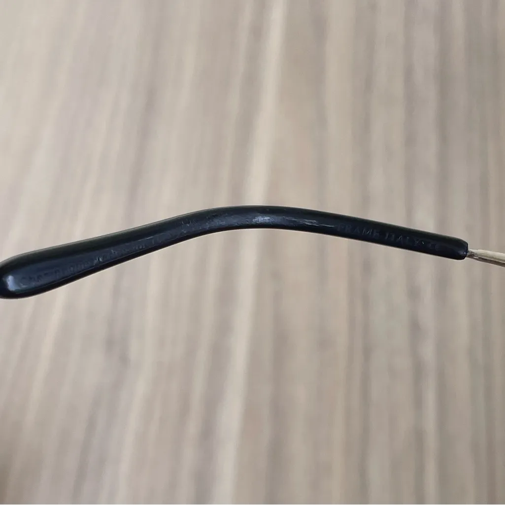 Caviar Women's Sunglasses with Black and Silver Frame - Image 9