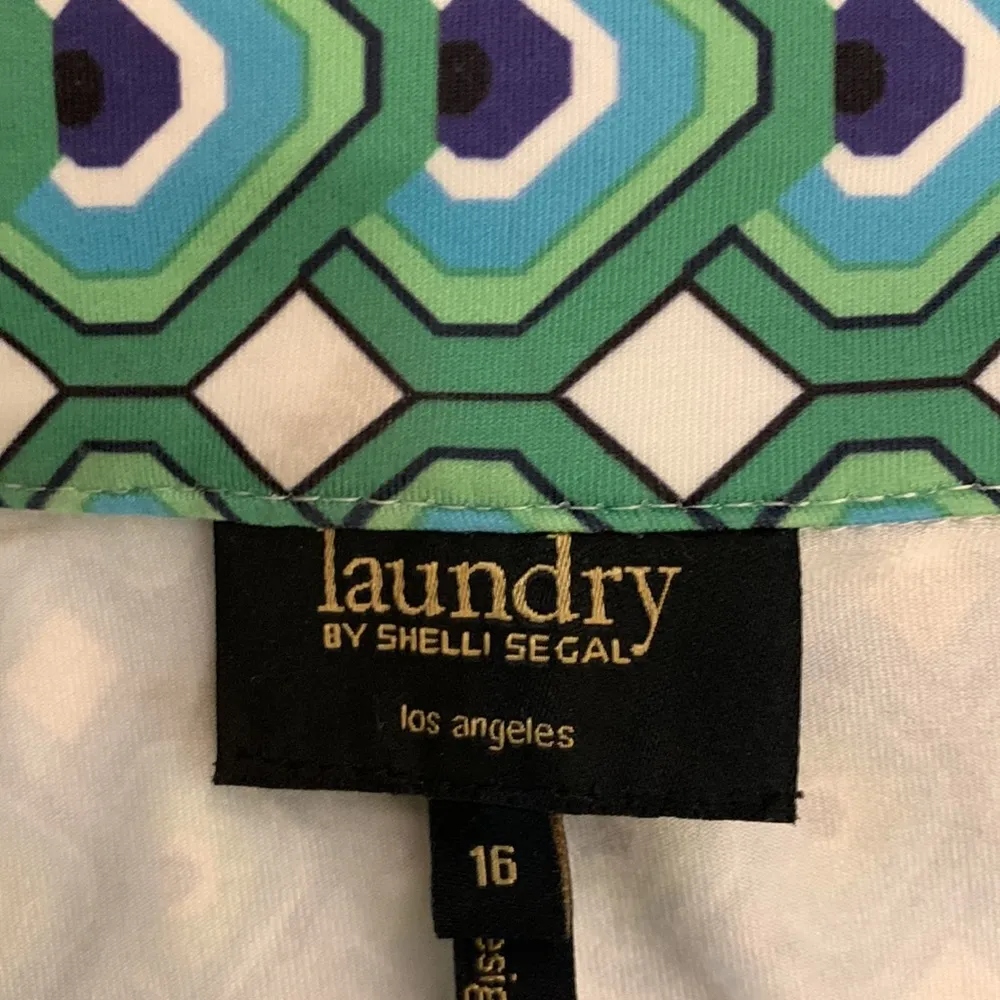 LAUNDRY by Shelli Segal blue/green geometric print dress. - Image 8