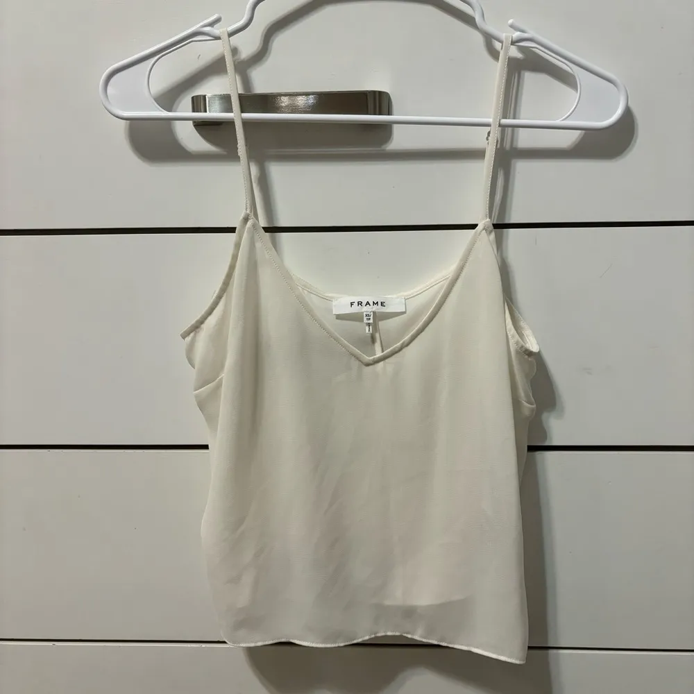FRAME Shirred Keyhole Puff-Shoulder Top - Image 9
