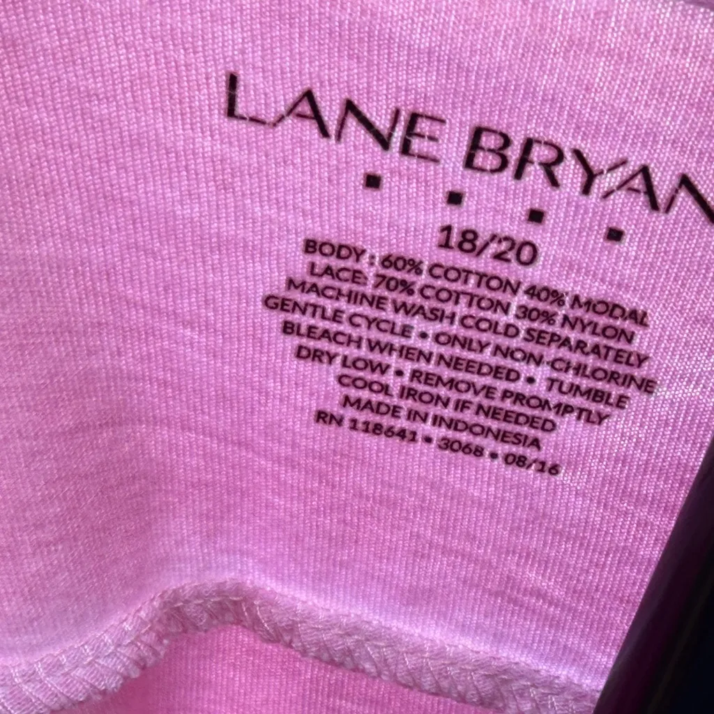 Lane Bryant Pink Women's Shirt with Long Lace Sleeves size 18-20 - Image 2