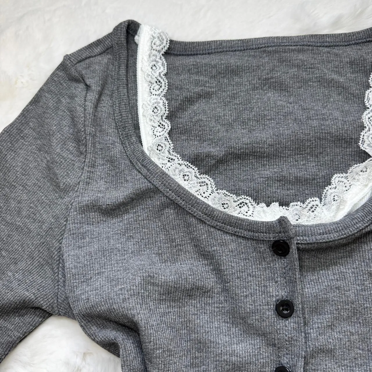 Dazy Women's Grey and White Cardigan Size XS - Image 4