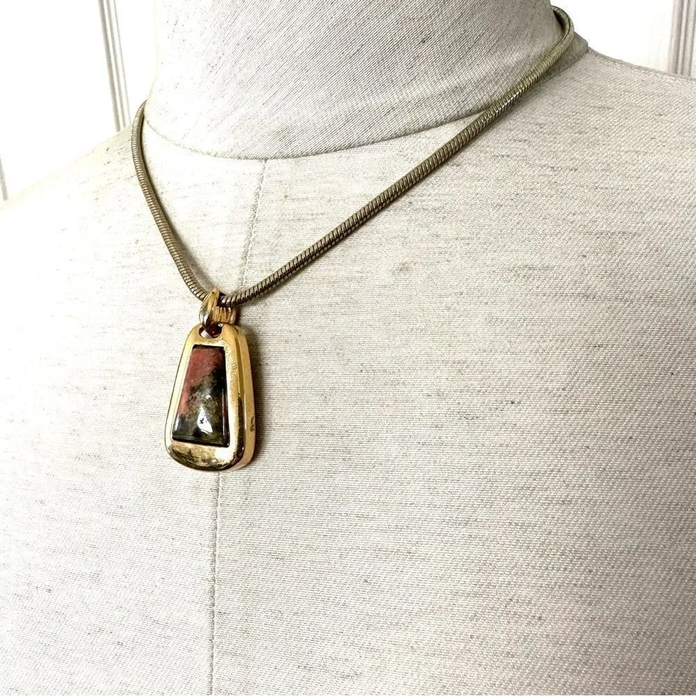 Roman unakite gold tone necklace and earrings set - Image 8