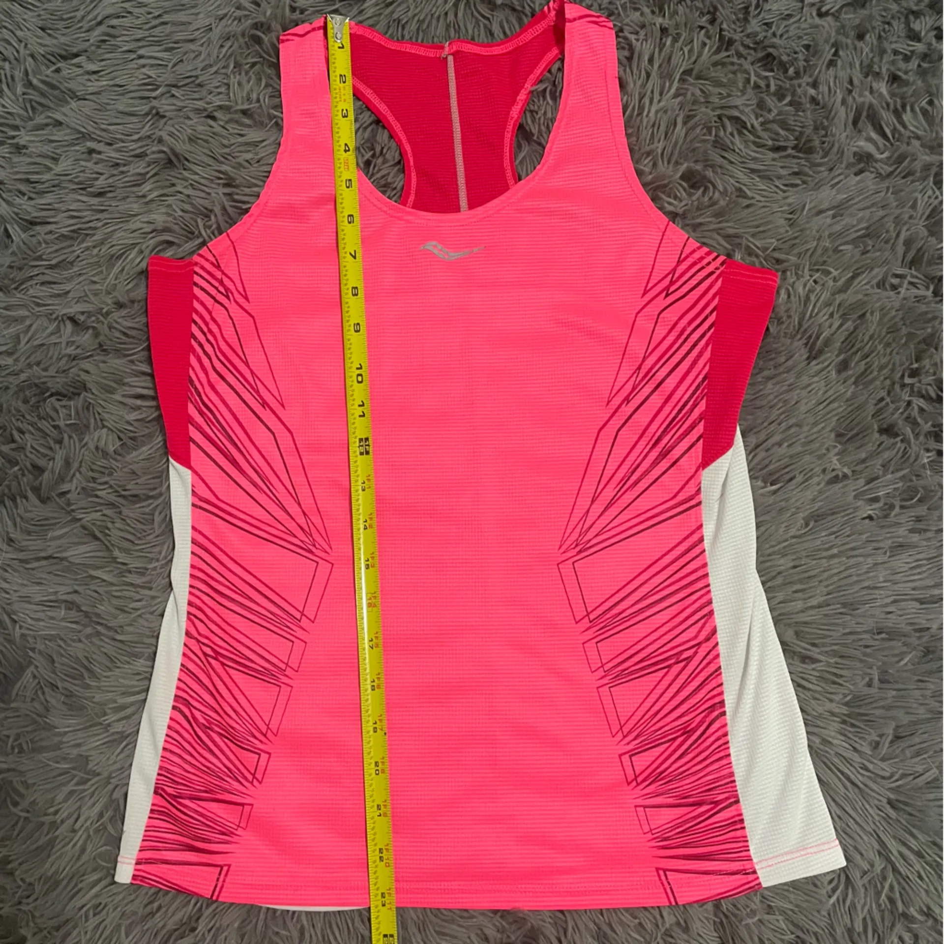 Saucony Women's Vibrant Pink and White Tank Top - Image 5