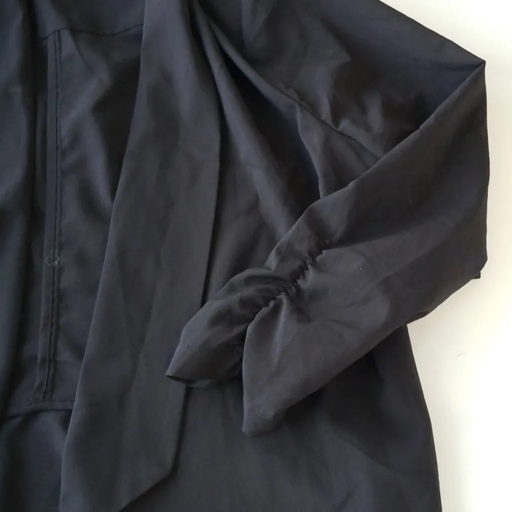 🌶 Elegant Black Woman's Blazer - Image 3