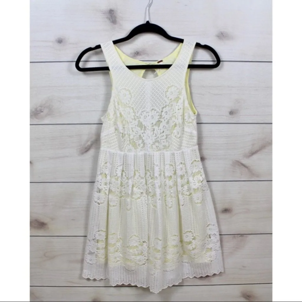 Beautiful Free People White Lace Halter Mini Dress - Image 3