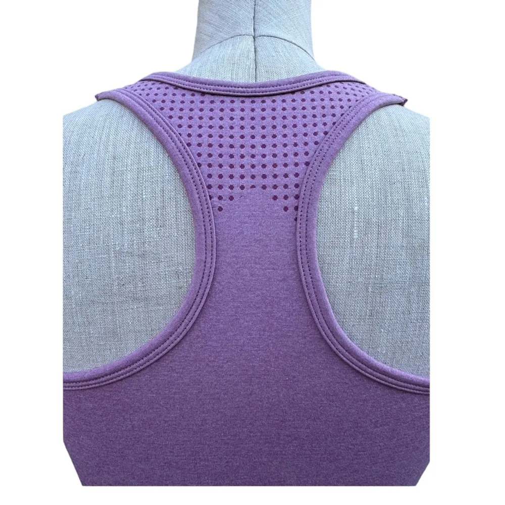 NVGTN Lilac Purple Seamless Sports Bra Compression Fit Unpadded XS - Image 5