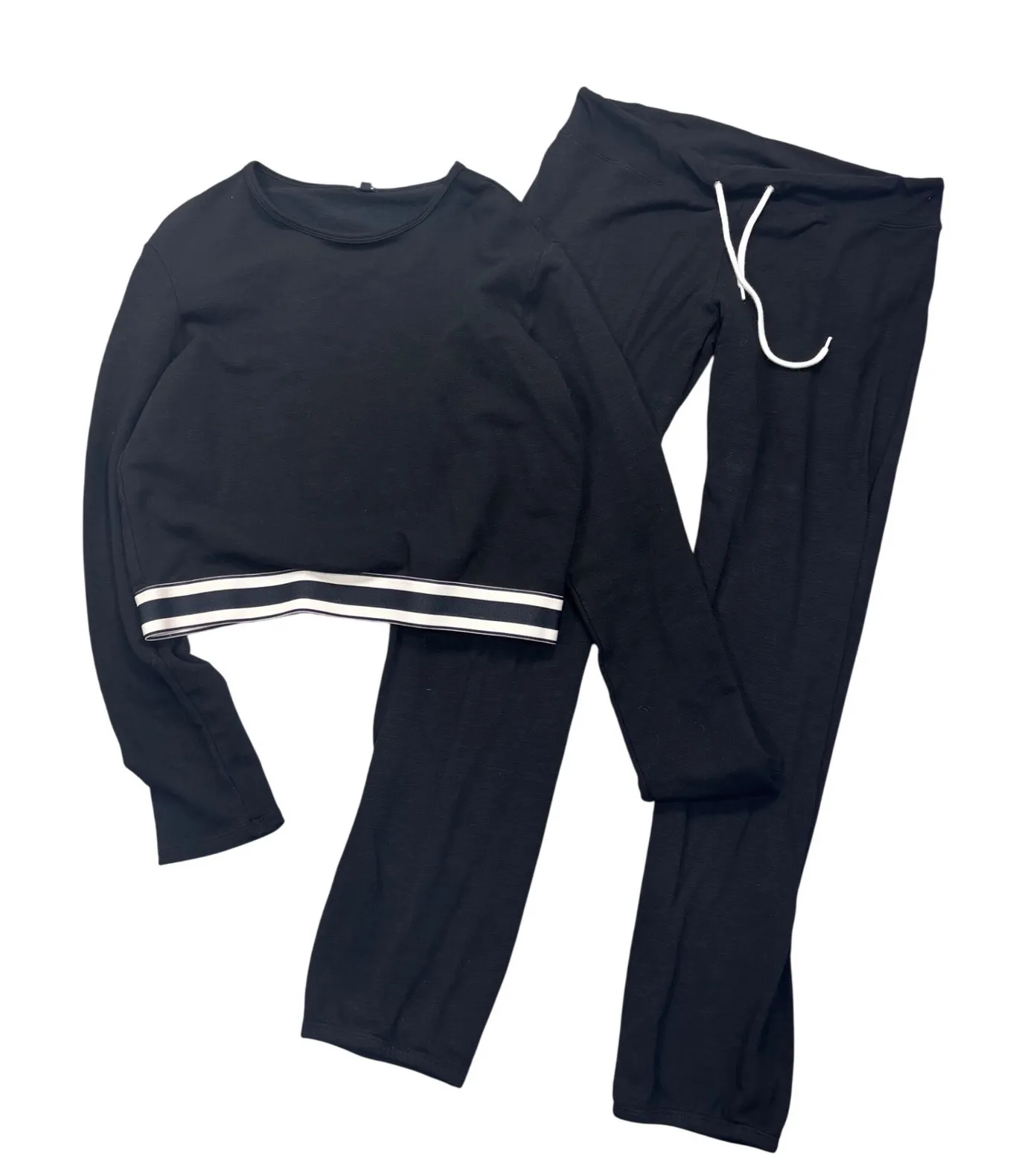 MONROW Medium Black Long Sleeve Crop Top Sweatshirt & Jogger Pants Supersoft Set - Image 1