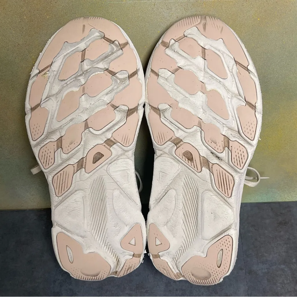 Hoka One One Clifton 9 Women's Beige Running Shoes Size 7.5B - Image 14