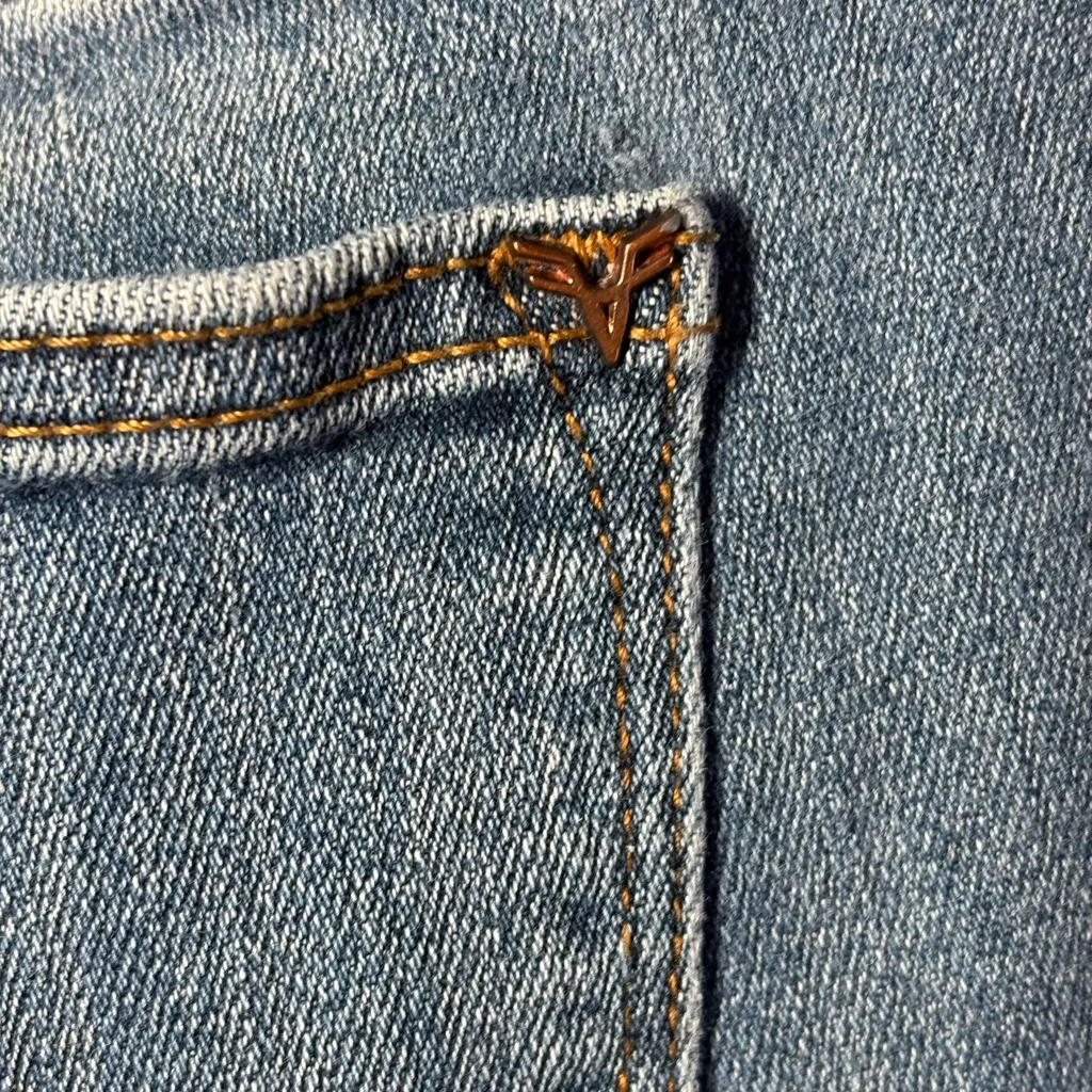 Vigoss Women's Blue Distressed Jeans - Image 4