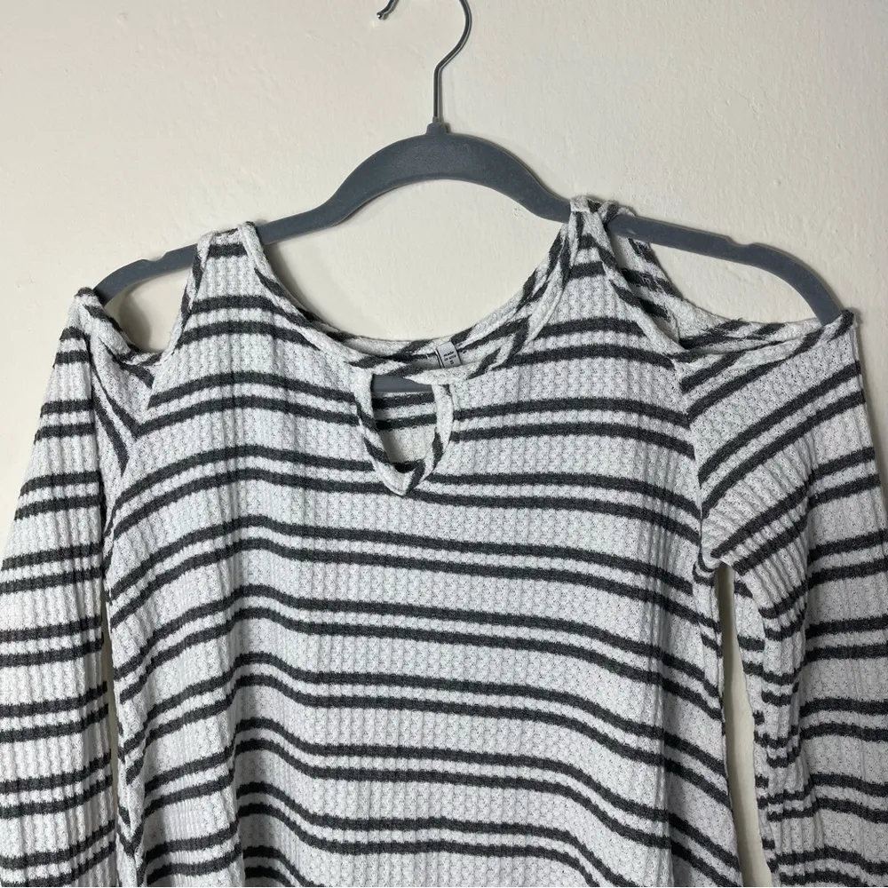 Lovemarks Striped Cold Shoulder Top - Image 2