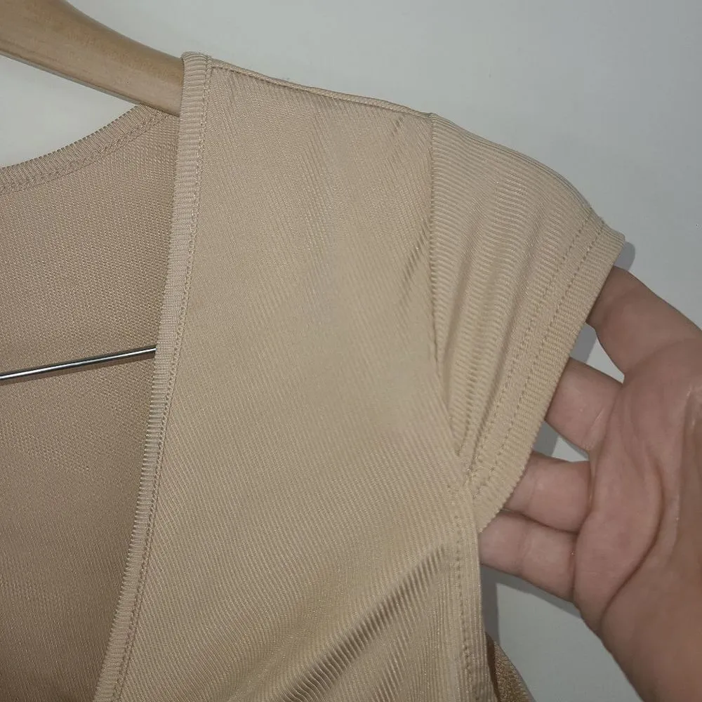 Shein Crop Top with Metal U Ring Deep V Neck - Image 4