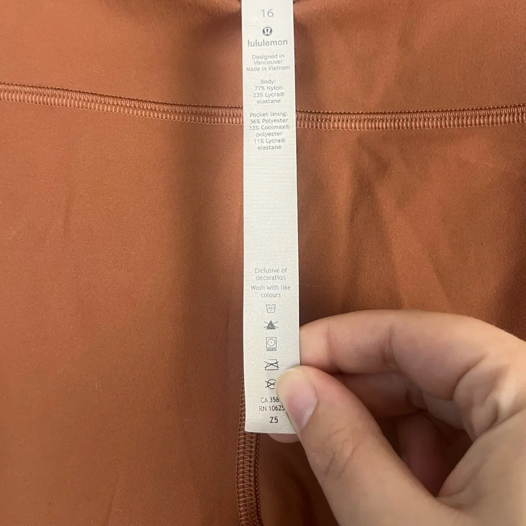 Lululemon Wunder Train HR Tight Size 16 Dark Terra-cotta - Image 3