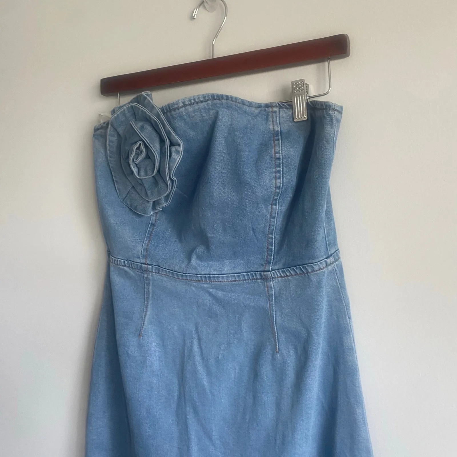 NWT Torn by Ronny Kobo Renee Strapless Denim Midi Dress Blue Size Medium - Image 4