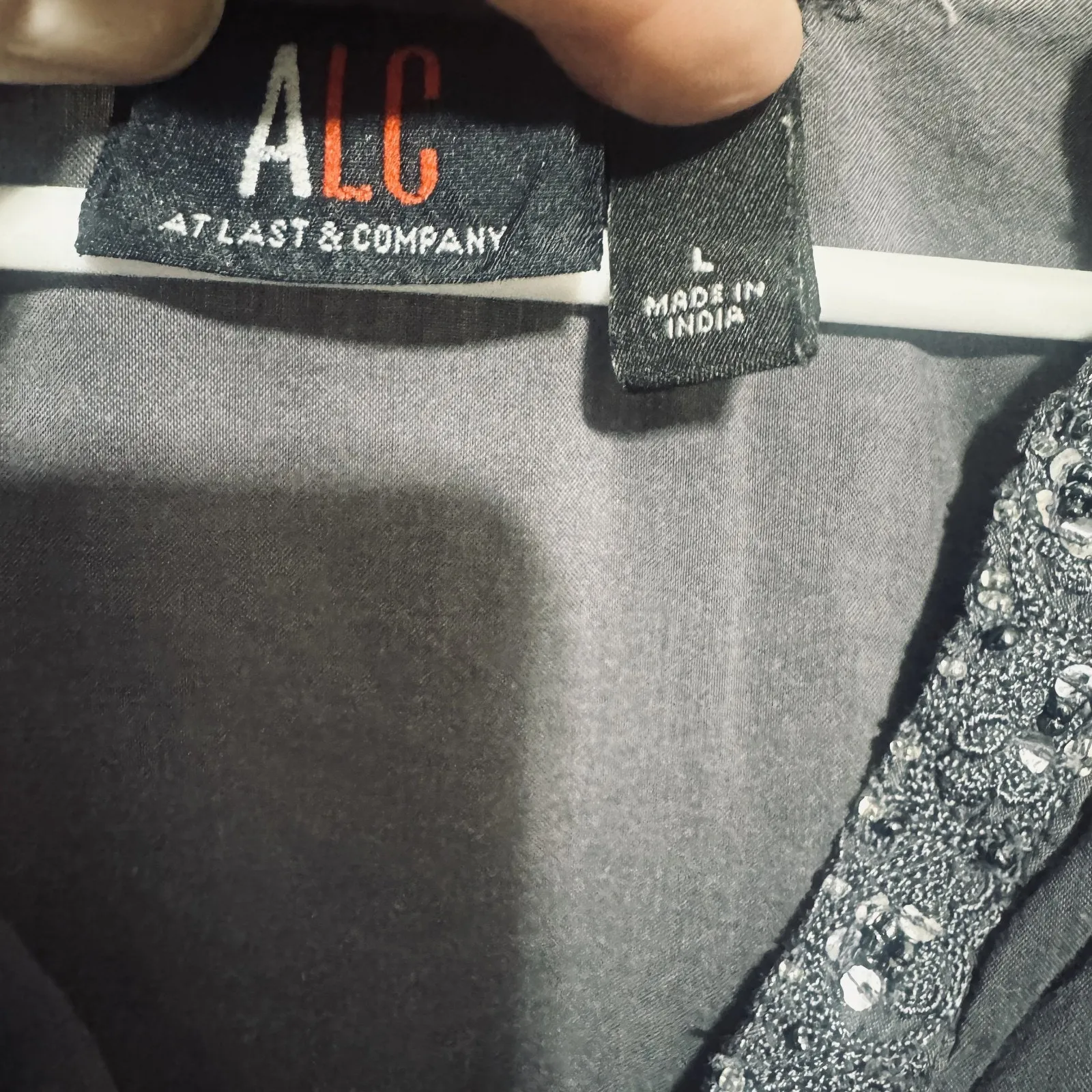 ALC Grey Long sleeve top sequin beaded shirt sz L popover blouse minimalist - Image 4
