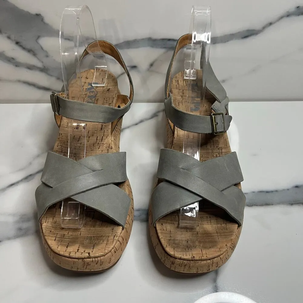 Korks Women's Sage Green Leather Cork Sole Comfort Platform Kalie Sandals Sz 8 - Image 2