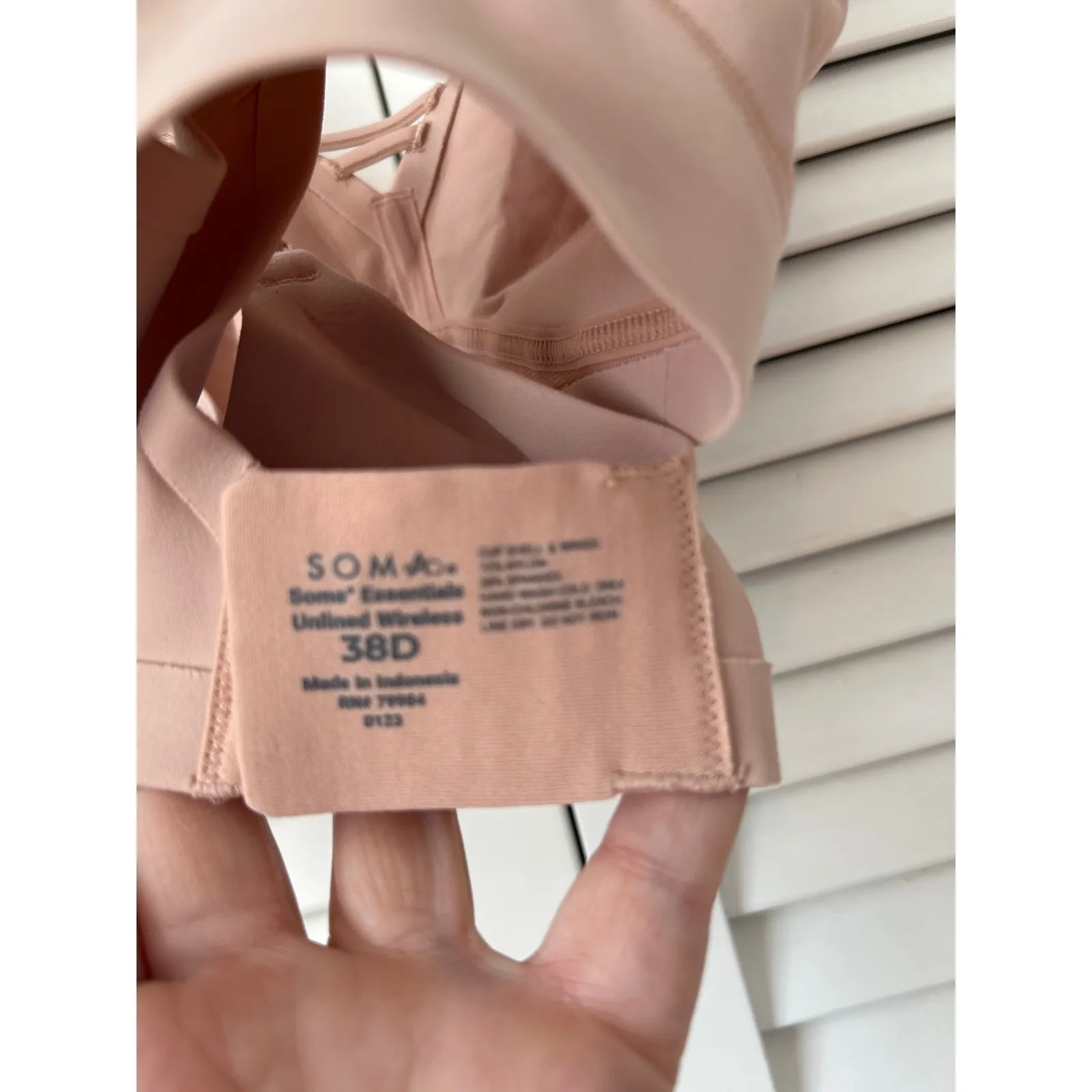 Soma Essentials Unlined Wireless Bra 38D Smooth Comfort Everyday Nude soft - Image 5