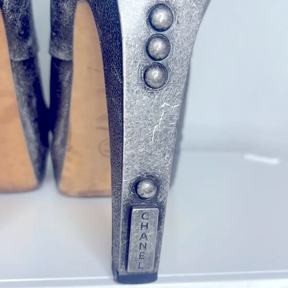 spiked high heeled lace up booties gun metal with spikes - Image 4