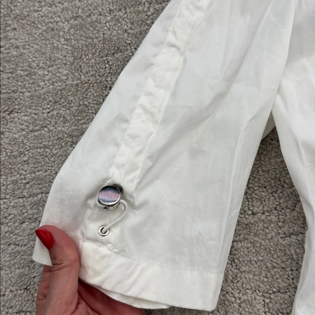 Akris Punto white short sleeve Button up Down blouse cinch snap - Image 3