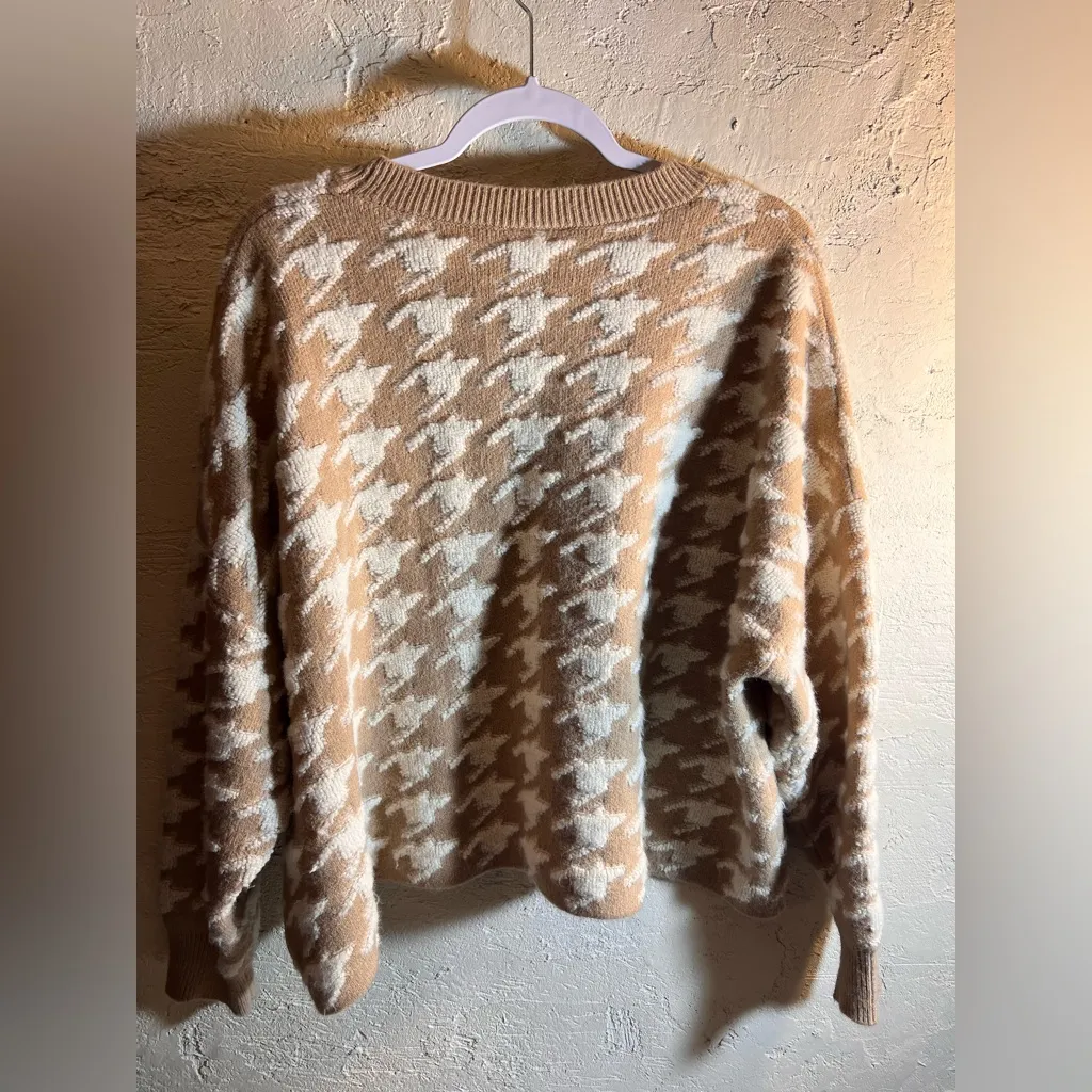 Bobeau Tan Patterned Crew Neck Sweater LG cabincore - Image 6