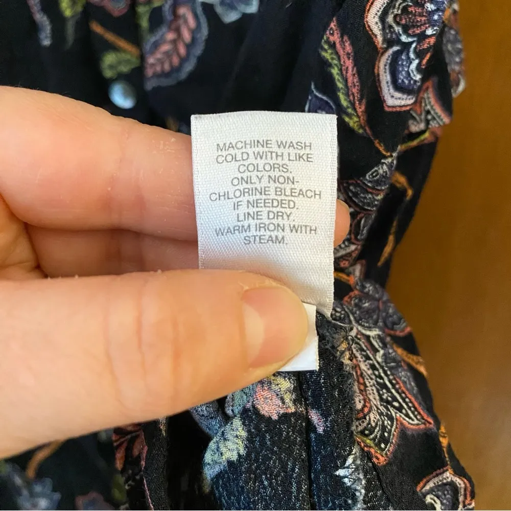 •J. Jill floral sleeveless top• Size L - Image 5