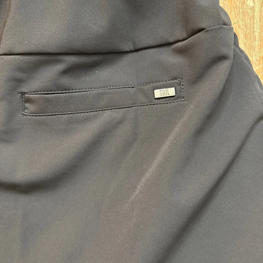 Women's Tail Black Skort with Ruffle Bottom Size 10 - Image 10