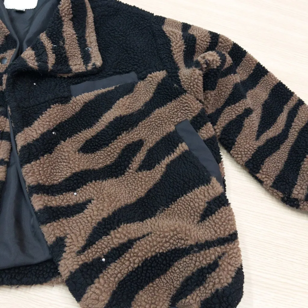 American Eagle Zebra Print Teddy Fleece Jacket – Size Small - Image 5
