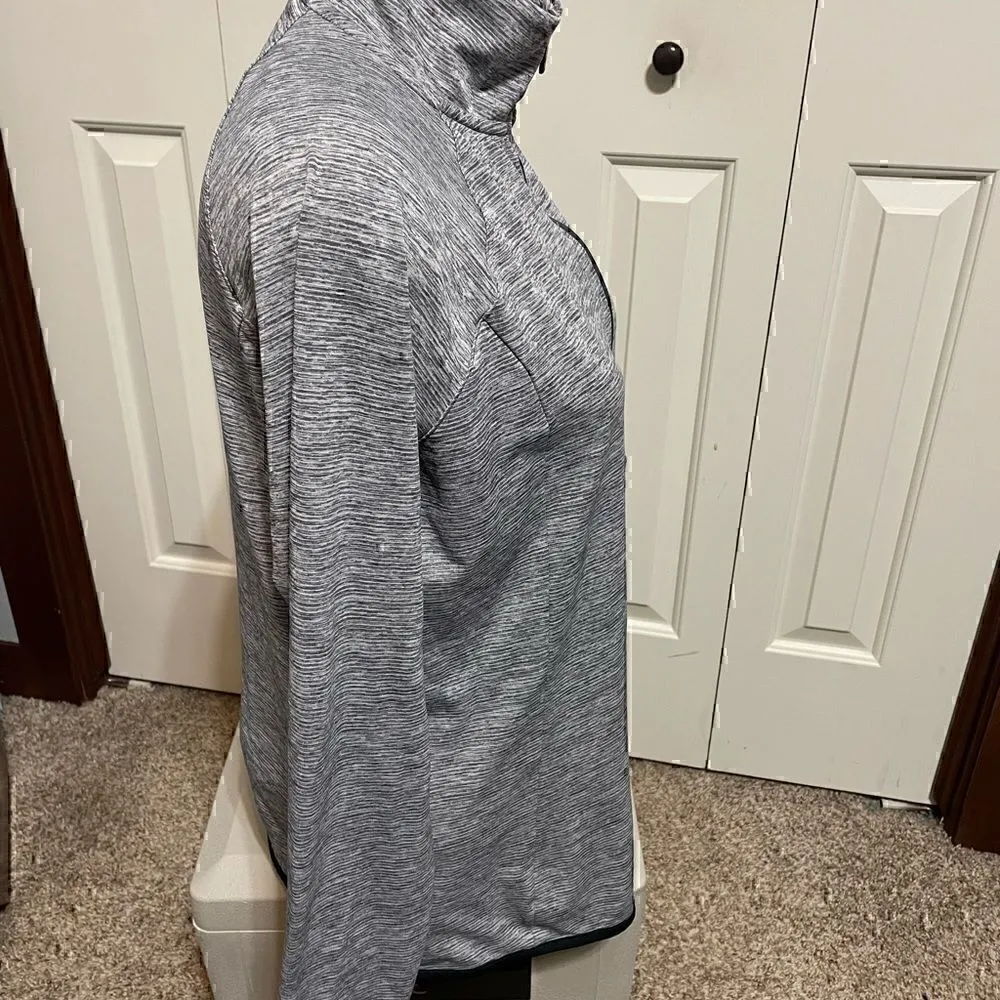 Under Armour HeatGear Womens Large Gray Half ZIP Pullover - Image 4
