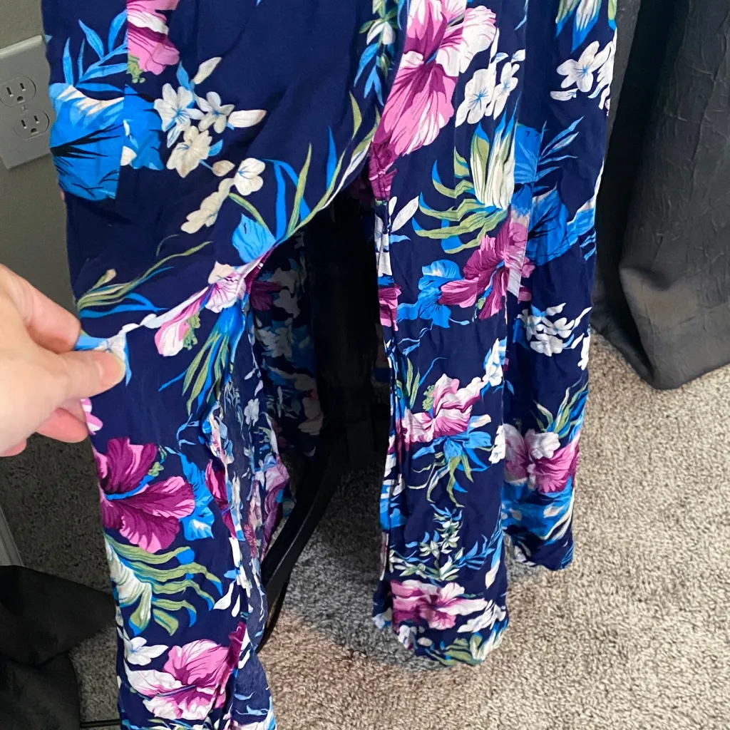 Aakaa Blue Floral Skirt Set - Image 7