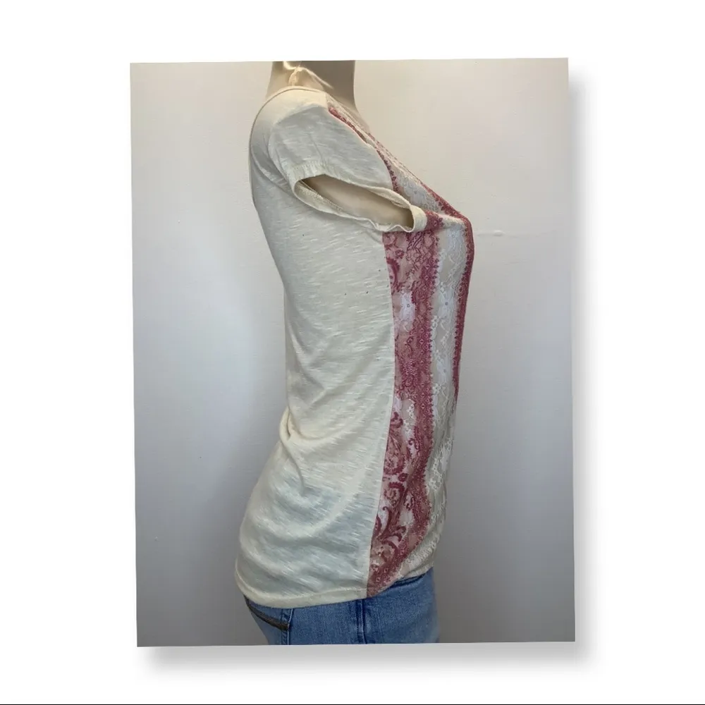 Body Central lace top Preowned - Image 2