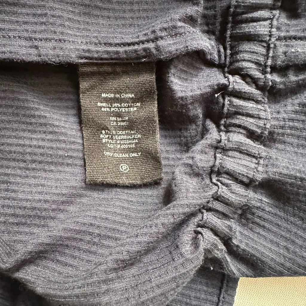 Theory Elegant Black Off-Shoulder Blouse - Image 15