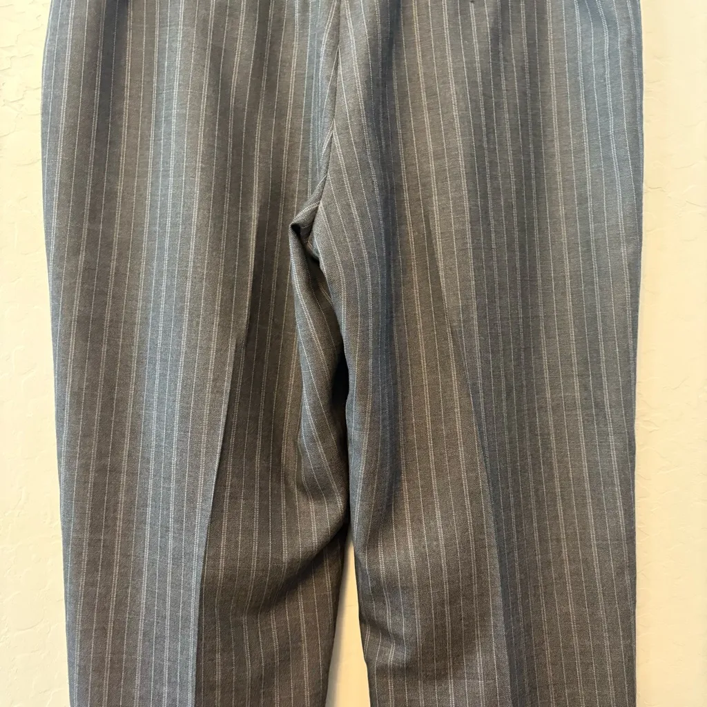 Pendleton 100% virgin wool gray white pinstripe dress pants size 18 - Image 15