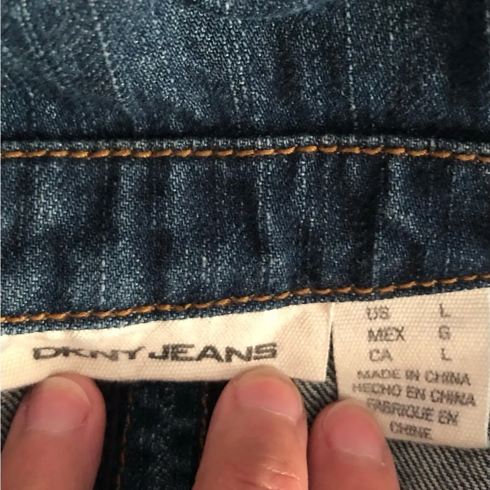 DKNY Jeans button up denim vest size L 100% cotton - Image 9