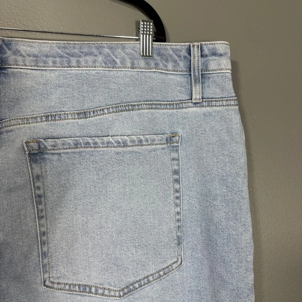 Lane Bryant NWT Coquette Embroidered Boyfriend Capri Jeans - 26 - Women's Plus - Image 8