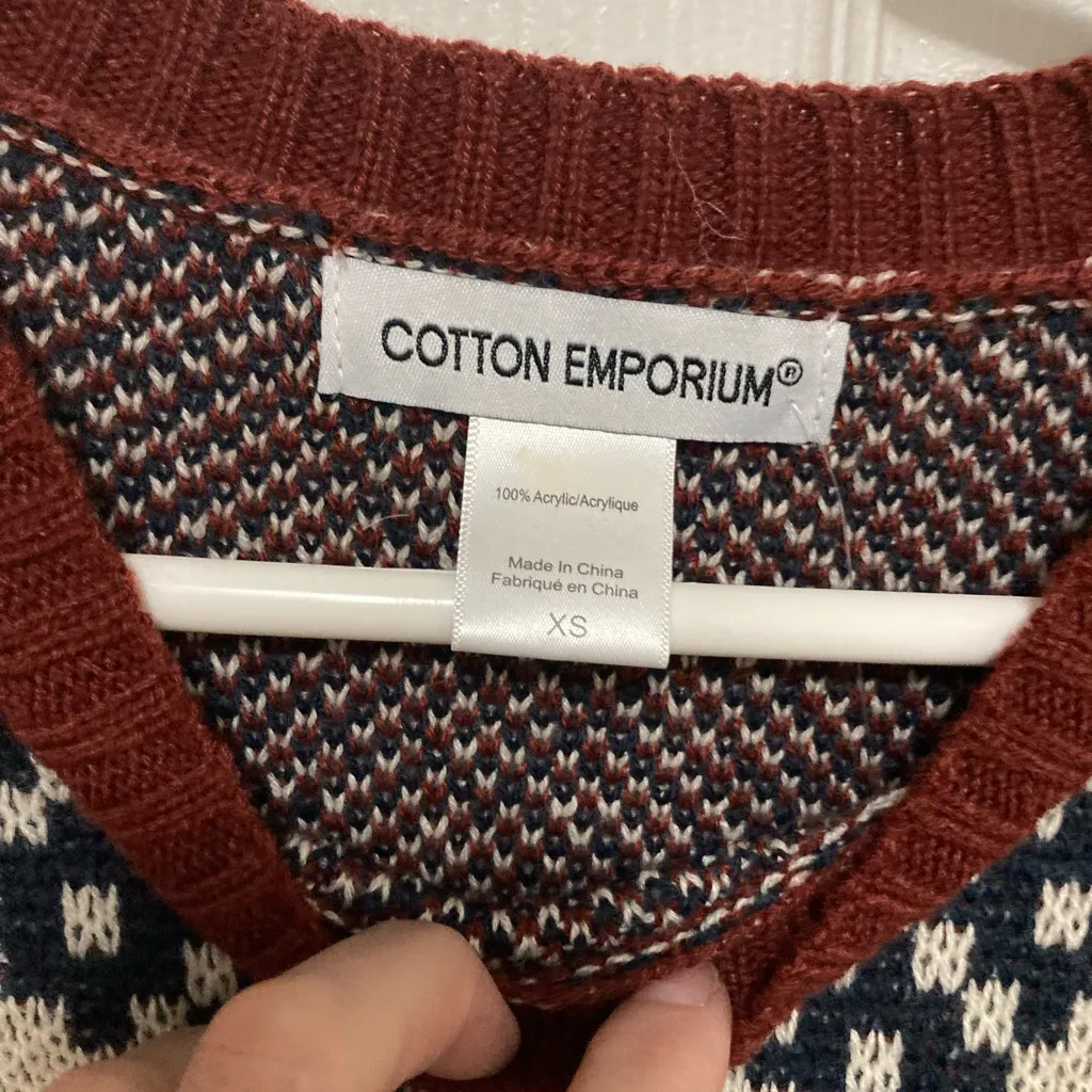 Cotton Emporium New Rust & Navy Cropped Geometric Pattern Knit Sweater - Image 2